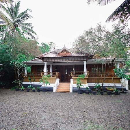 Periyar Heritage Thekkady Exterior photo